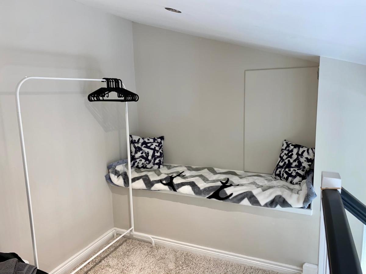 Tanglewood Apartment